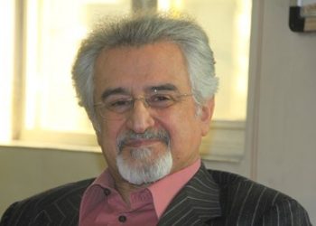 احمد جلیلی: خودکشی، چه نمایشی چه عمدی، فریادی برای کمک است