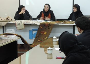 گزارش نشست نقد سیاست‌گذاری مد و لباس در ایران