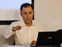 نشانه&zwnj;شناسیِ لباس