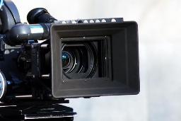 جلسه نقد فیلم the lovers and the victims برگزار می‌شود