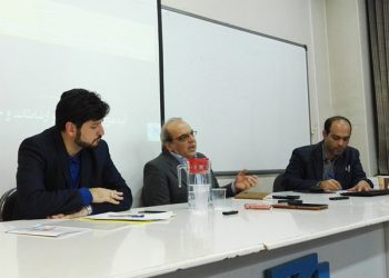 عباس عبدی: انتخابات قابل پیش‌بینی است | محمد آقاسی: در برابر نتایج نظرسنجی دچار خطای اطراف و اکناف می‌شویم