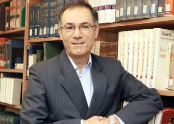 ظهور مراکز خرید چندمنظوره و فرهنگ مصرفی