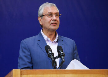 چند تامل در باب مسمومیت دانش‌آموزان!