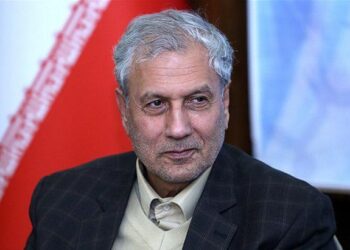 بیم‌ها و امیدها تا 1402