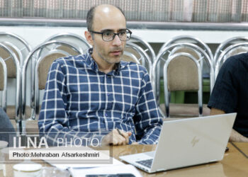 گزارش تصویری نشست «ایرانیان و تحولات ارتباطی و فرهنگی: از بحران‌های امروز تا افق‌های آینده»
